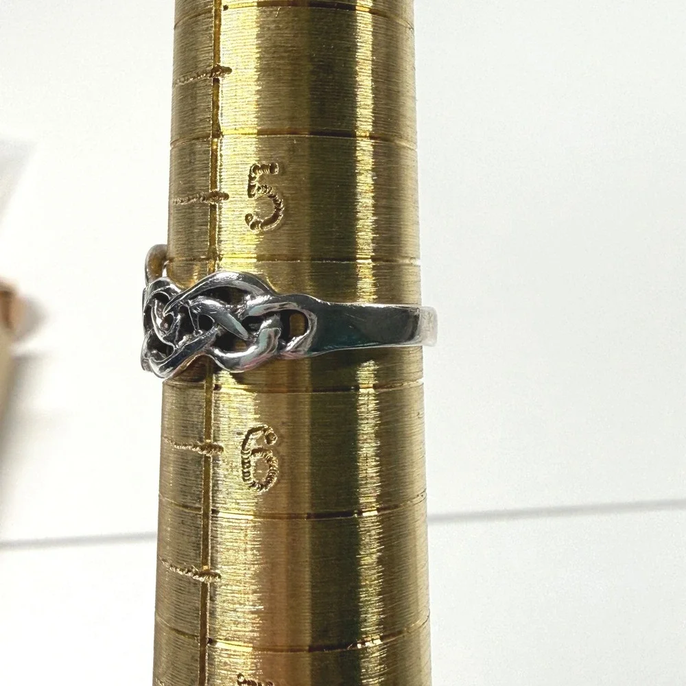Vintage Sterling Silver 925 Celtic Knot Openwork Band Ring Size 5.25 1990s Retro